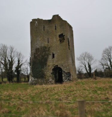 Ballynahivnia Castle | Christy Cunniffe
