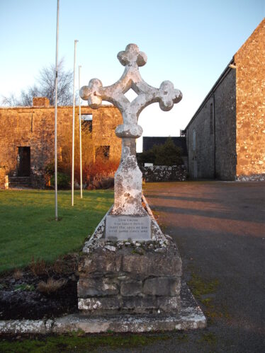 Meelick finial cross