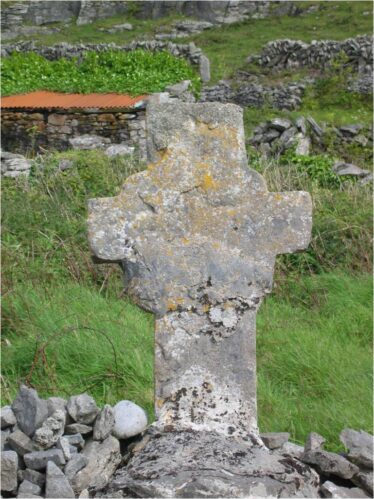 Close up of Cross | Christy Cunniffe