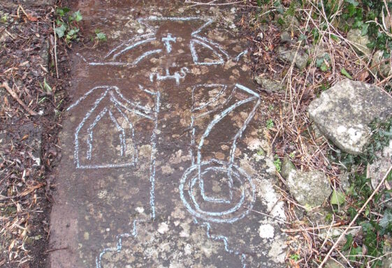 Moycullen graveslab (2)