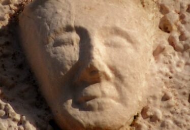 Killeenadeema head