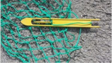 Mala dregde with modern plastic pin for weaving | Clarinbridge Heritage