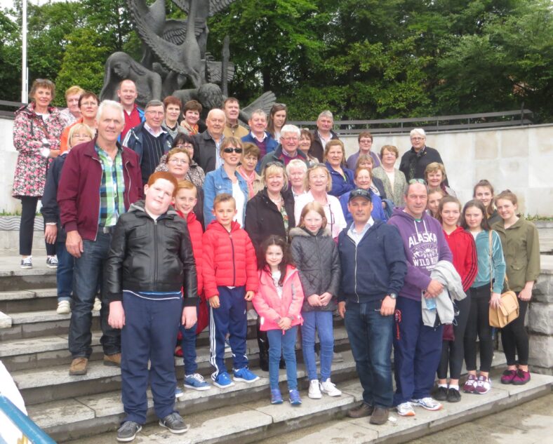Group of parishioners who went on a tour of 1916 sites in Dublin, organised by Killererin Heritage Society on Saturday 21st May, 2016 | Bernadette Forde, Togher