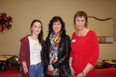 Marita Silke (centre with her daughter and Geraldine O'Connor (committee) | Image: Bernadette Connolly