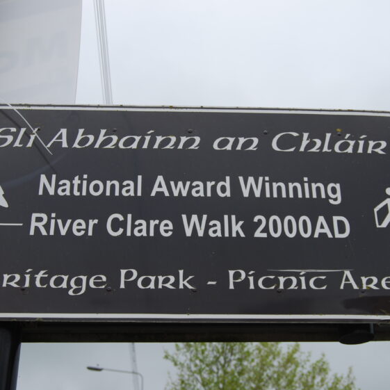 Heritage Trail and Sli na Slainte routes