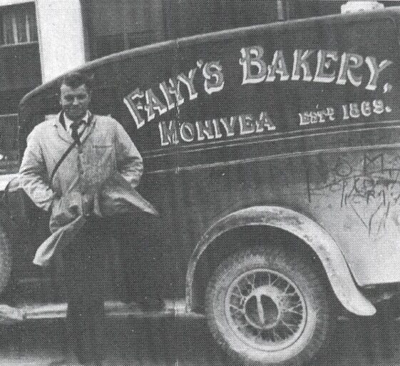 Fahy's Bakery delivery van, Monivea. | Photo Courtesy of Gerry Cooke