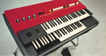 My Twin Manual Yamaha Organ which served me for many years. This was a real workhorse and really worked hard during the years I had it. | © Gerry Costello