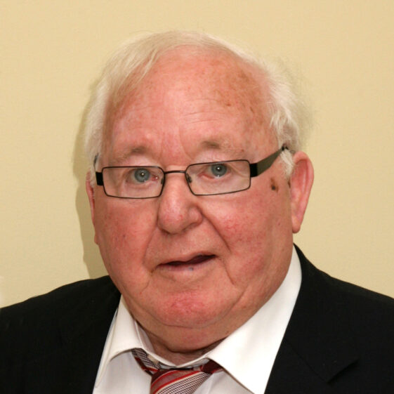 Tommie Roche, Killooaun, Gurteen.
Contractor & Inventor 