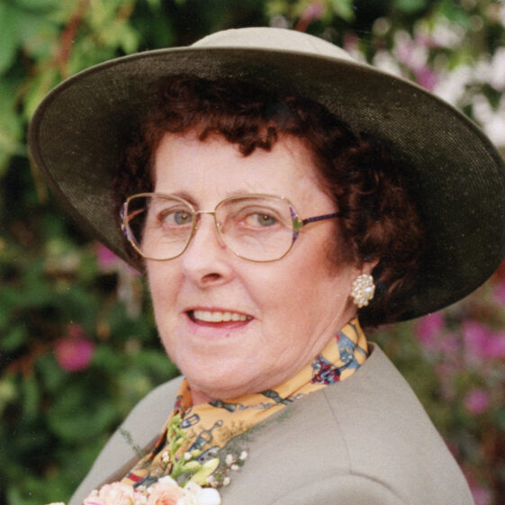 Nota Costello, 
Esker