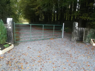 Wheelchair and buggy friendly access at Woodlawn Woods