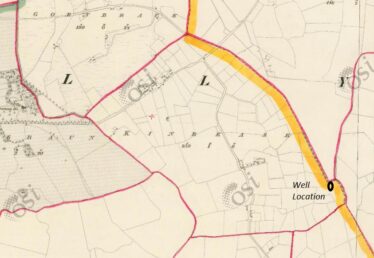 1sr Edition Ordnance Survey MAp showing well location close to townland boundaries | https://maps.osi.ie/publicviewer/#V2,565271,735540,9,7