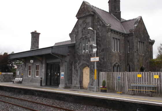 Woodlawn Station