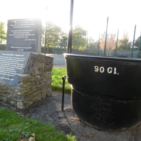 Famine Pot