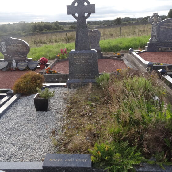KY-138-A Kilclooney Graveyard