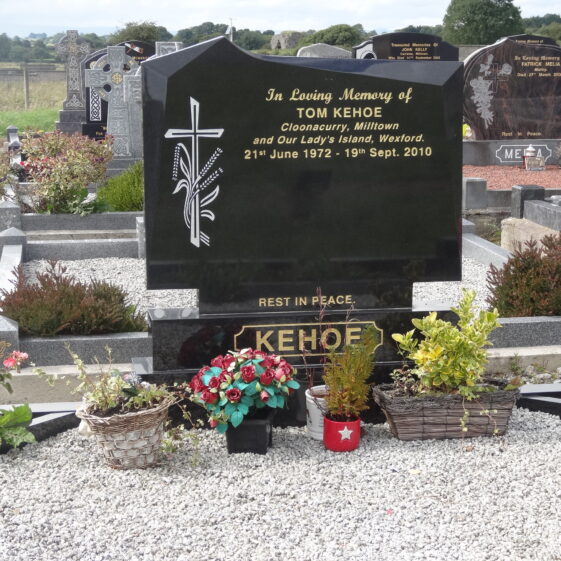 KY-222-B Kilclooney Graveyard