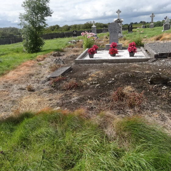 KY-228-A Kilclooney Graveyard