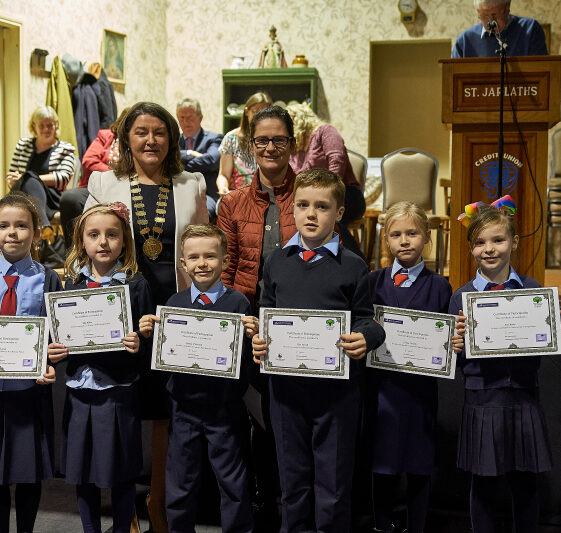 six students with certs from Belmont Presentation of certificates | Tuam Photo Studio