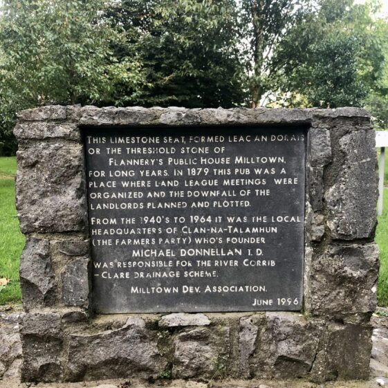 Slí Abhainn an Chláir