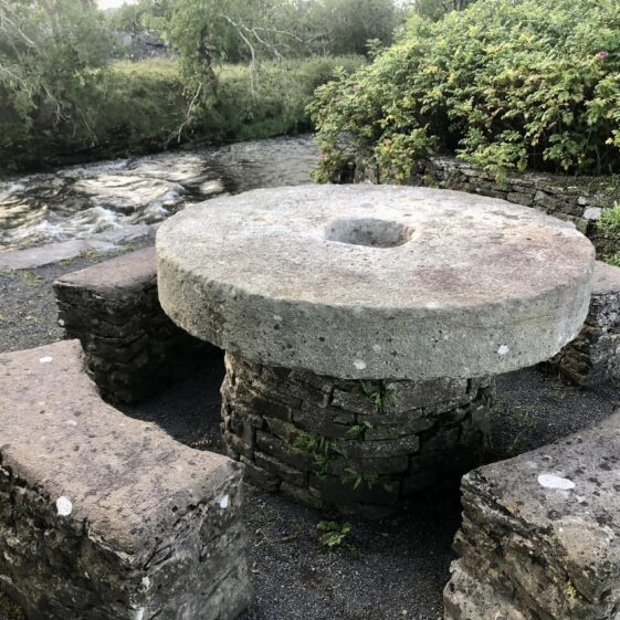 Slí Abhainn an Chláir