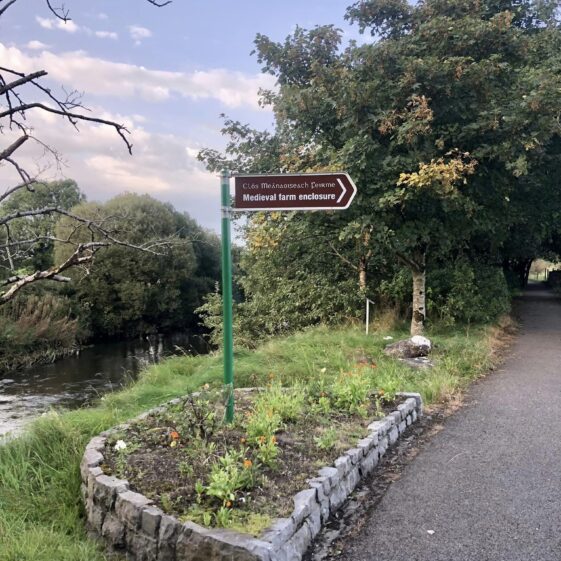 Slí Abhainn an Chláir
