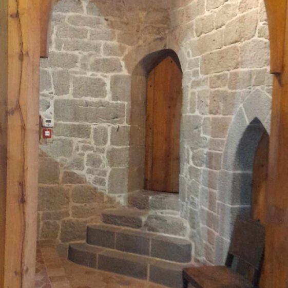 Claregalway Castle 22 Embracing the Past | Photo: Tunde Racz