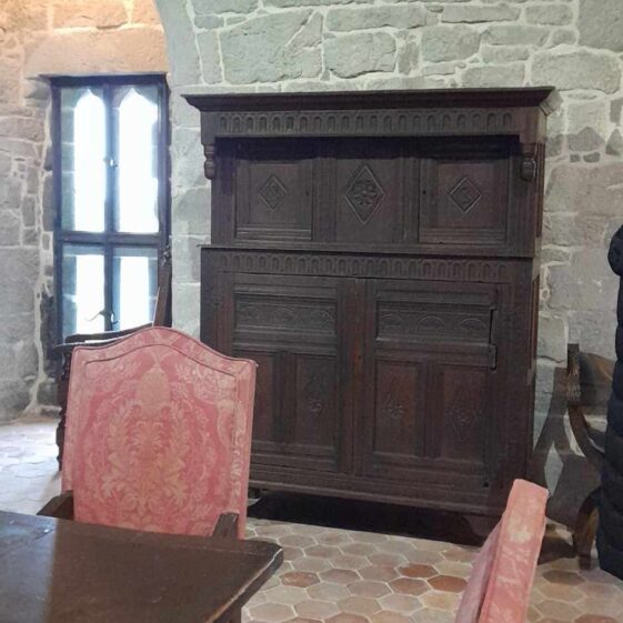 Claregalway Castle 26 Embracing the Past | Photo: Tunde Racz