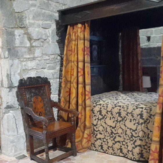 Claregalway Castle 30 Embracing the Past | Photo: Tunde Racz