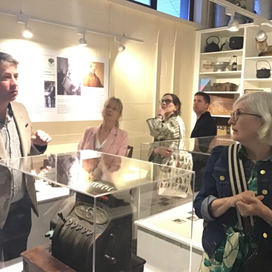 tempImagexrB9rZ Learning about local heritage | Photo: Noel Connolly, 2024