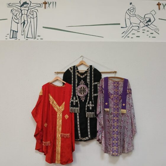 RM Milltown1 Vestments | Photo: Ray McGrath, 2024