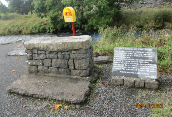 Sandstone seat