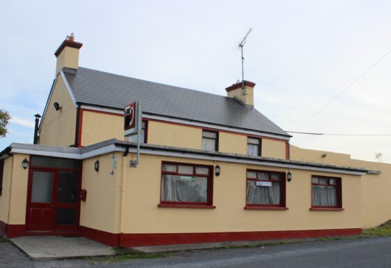 Brannellys Pub and Shop
