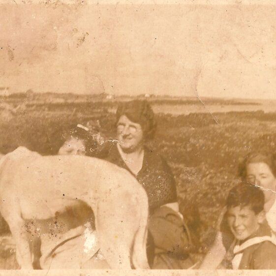 Mrs-BoyleSergeants-Wife-with-sister-Bridie-son-Kevin-daughter-Evelyn Keanes Shop Photo Gallery