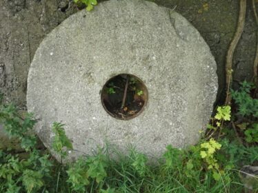 Circular stone made by Johnny Duggan, Tygreenane | Photo: Mary Ellen Burke