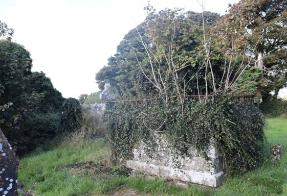 Kilcroan (Cill Chruáin) Graveyard