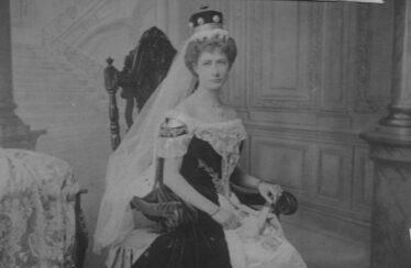 Violet-Ashtown-wearing-Peers-Robes.jpg-1903