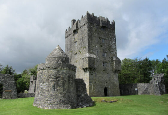 O'Flaherty Tour and Talk at Aughnanure