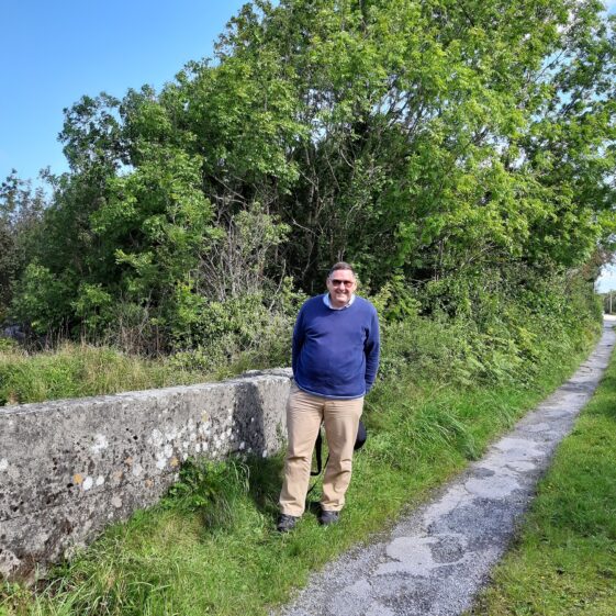 Paul Browne visits from Caerphilly, Wales. His Walsh ancestors came from Currawatia. Paul Browne visits from Caerphilly, Wales. His Walsh ancestors came from Currawatia. | Moycullen Heritage