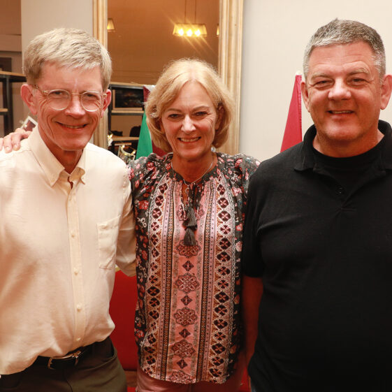 Siblings Jay Wynn and Scott Roewe With their extended family, siblings Jay, Wynn and Scott Roewe visited from Delaware, LA, Santa Monica, Florida and London, and had a family reunion with their Moycullen Clancy clan. 27 July 2024 | Moycullen Heritage