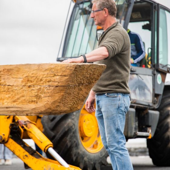 Dr Paul Naessens and the replica Lee's Island 5 Log Boat ready for launch at Knockferry Pier | MyOptix