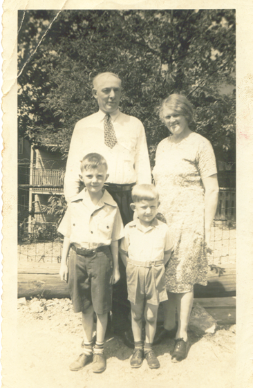 James Lydon (Barna), Bridget King (Knockalough) and children in 1944 | Photo Credit Jimmy Walsh