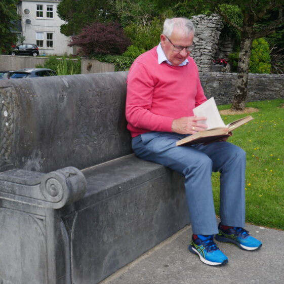 Walter McDonagh reading from Ruaidhrí's Iar Connaught on Ruaidhrí's commemoration seat  | Moycullen Heritage