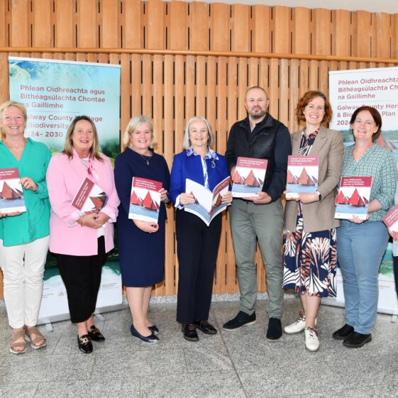 DSC_1733 People with new book | Jacinta Fahy