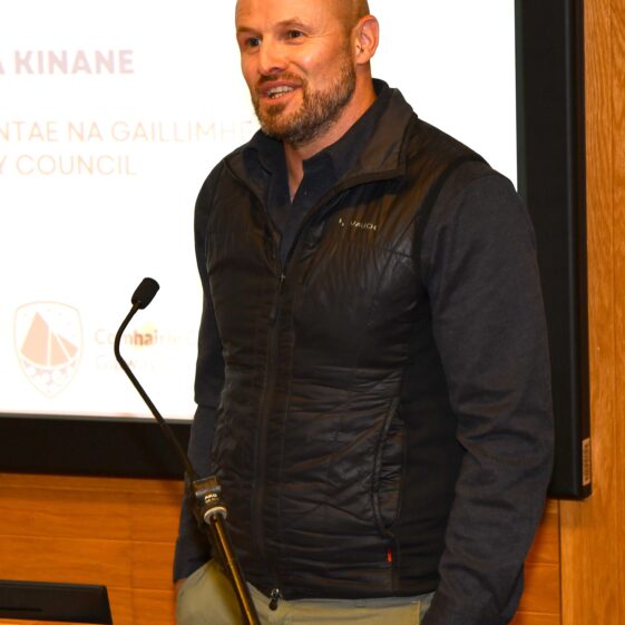 DSC_1812 Man talking at microphone | Jacinta Fahy