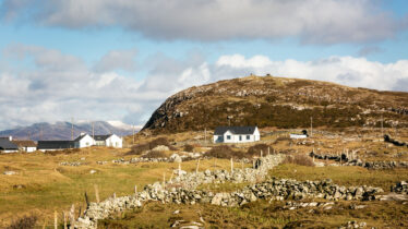 Hill of Doon | Roger Harrison