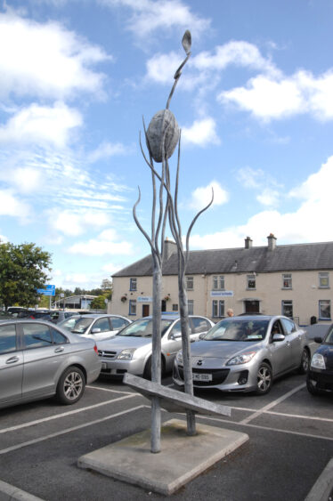 The Seed sculpture  | Michael Waldron
