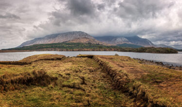 Derryclare across Lough Inagh | Roger Harrison