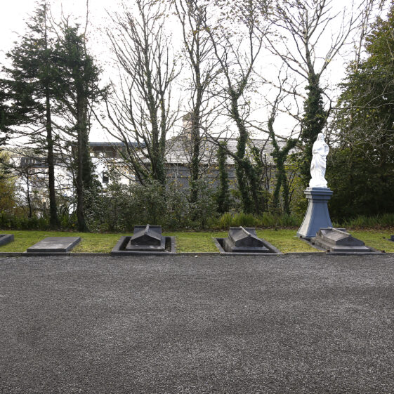 Priests graves | Roger Harrison
