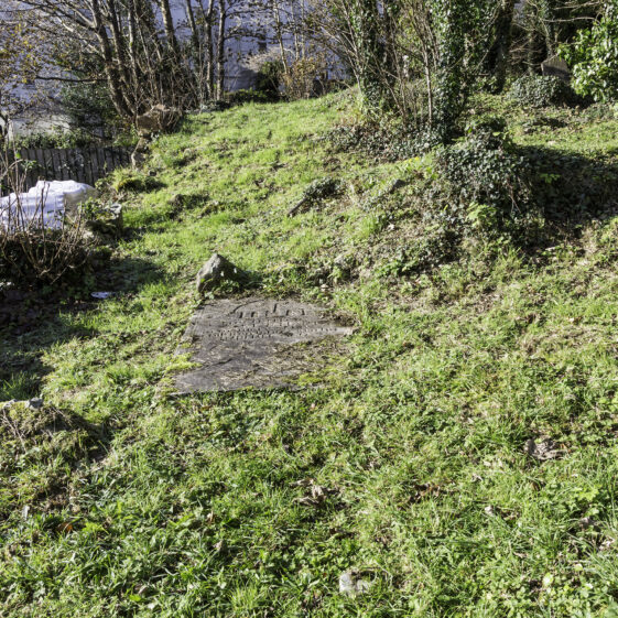 SMCC-27A Grave 27 - Hart | Roger Harrison