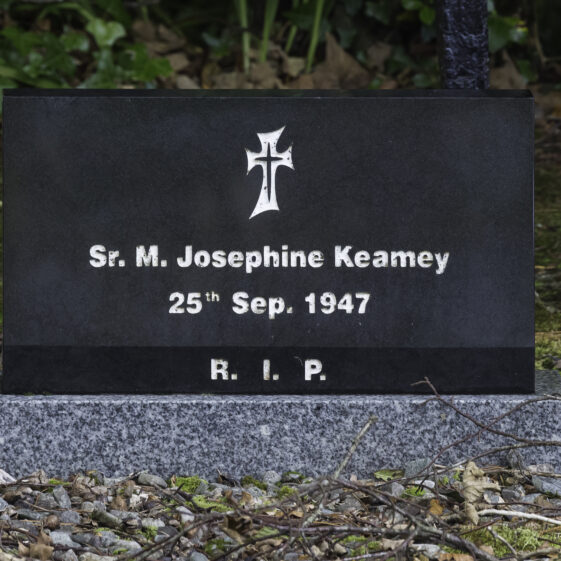 Grave 11 - Keamey | Roger Harrison