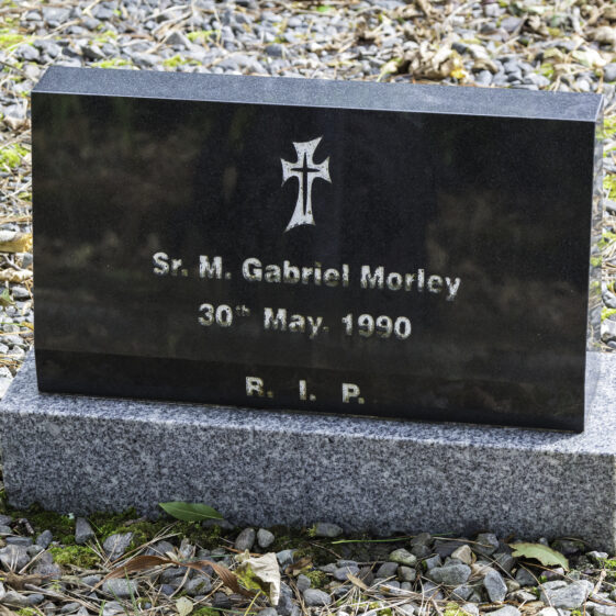 Grave 65 - Morley | Roger Harrison